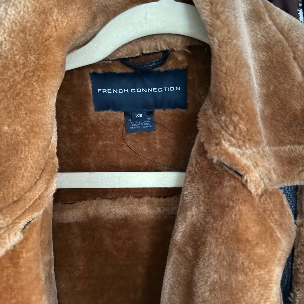 French Connection Black and Tan Shearling Vest - Picture 2 of 3
